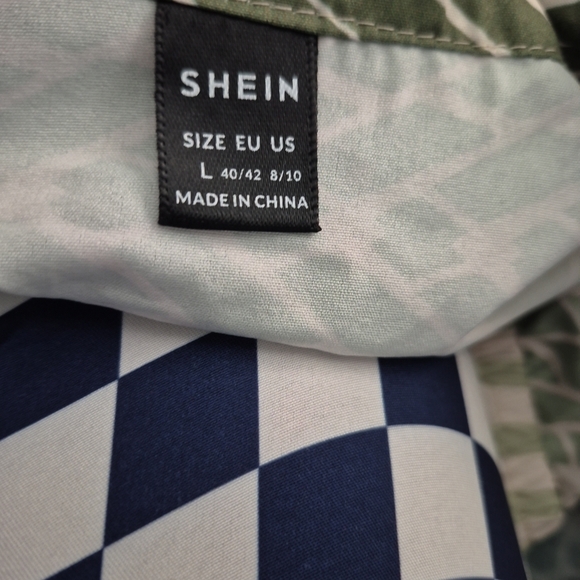 SHEIN Green and Cream Patterned Blouse - Picture 4 of 6